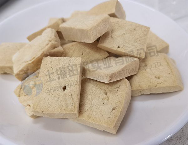 豆腐凍干，食品真空冷凍干燥機應用豆腐凍干案例